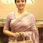 Sreemukhi Instagram - Akshaya Tritiya Shopping @khazanajewellery 🥰 It’s time to celebrate Akshaya Tritiya with Khazana Jewellery and its irresistible offers! ✨Treat yourself to the widest range of jewellery collections. Get ready to indulge in the radiance of gold as Khazana is offering up to 20% off on making charges (VA) on Gold jewellery. Imagine adorning yourself with stunning gold pieces that will make heads turn wherever you go. 💍💫And guess what? You can also enjoy up to 20% off on Diamonds and making charges (VA), making it the perfect opportunity to add some sparkle to your life. 💎✨ Don’t miss out on these fabulous deals! Head to your nearest Khazana Jewellery store and let every moment shine with Prosperity. 💫 #AkshayaTritiya #KhazanaJewellery #GoldJewellery #DiamondJewellery #AbundanceAndProsperity #RadiantFuture  #LimitedTimeOffer
