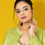 Sreemukhi Instagram - Neethone Dance 2.0 ✨💚 On @starmaa @endemolshineind ✨ Outfit @chandamama_designerstudio Styling @greeshma_krishna.k Earrings @fashioncurvee PC @manoj_gangula Makeup @nookesh.malla Hair @mahesh_ravulapalli #sreemukhi #neethonedance #starmaa #endemolshine