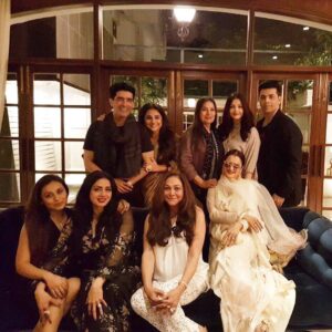 Sridevi Instagram - Thank you @manishmalhotra05 for making me feel so special ❤️ and all my friends for giving me so much love