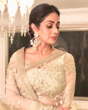 Sridevi Instagram - Wearing @sabyasachiofficial and Jewelry by @shriharidiagems