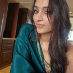 Srinidhi Ramesh Shetty Instagram - Can midweek blues be chased by some green 😋🤭 And yes, don't forget to catch the glimmer whenever u see one ✨️