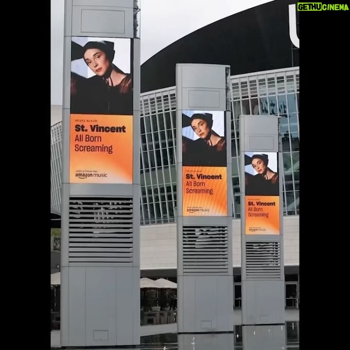 St. Vincent Instagram - all born screaming @amazonmusic / @amazonmusicde