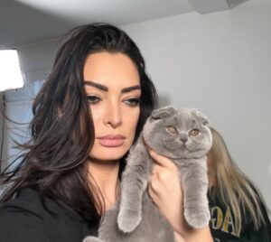 Stéphanie Clerbois Instagram - Meli Melo @speana20 & ticha à Liège🇧🇪 😊❤️🌹✨ #friends #work #chaton