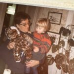Stéphanie Clerbois Instagram - « Tu n’es plus là où tu étais mais tu es partout là où je suis » Ce week-end avec les enfants, j’ai voulu refaire les activités qu’on faisait avec ma grand mère ensemble quand j’étais petite . 🤍🕊️