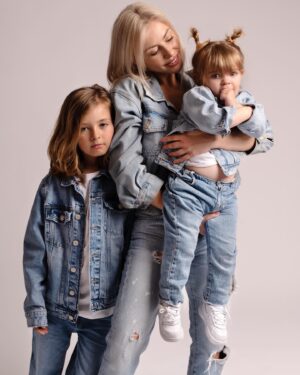 Stéphanie Clerbois Instagram - Je vous bombarde une dernière fois avec ce shooting parce que je ne sais pas quand sera le prochain.🤣
Je vais vous poster quelques autres photos ce soir en story vous allez mieux comprendre.
Comme quoi les photos ne reflètent pas toujours la réalité.🤫🤦‍♀️😂
Je rigoles déjà avant de vous montrer tout ça.🤍
Bon dimanche à tous.☀️
@isabellecurnel.photography