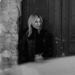 Stéphanie Clerbois Instagram - Le noir et blanc on valide?🤍