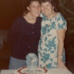 Stefania Spampinato Instagram - “Sorridi donna sorridi sempre alla vita anche se lei non ti sorride. Sorridi agli amori finiti sorridi ai tuoi dolori sorridi comunque. Il tuo sorriso sarà luce per il tuo cammino faro per naviganti sperduti. Il tuo sorriso sarà un bacio di mamma, un battito d’ali, un raggio di sole per tutti.” Alda Merini