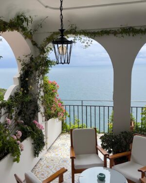 Stefania Spampinato Instagram - Dreamy Amalfi 

@hotel_santa_caterina 
@leadinghotelsoftheworld 
#lhwtraveler