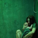 Stefanie Scott Instagram - Some bts/stills of @elisabethrohm directing one of the birth scenes in “#GirlInTheBasement”. As this movie was inspired by several true crime stories, I think it’s great that @LifetimeTV is including info on RAINN (Rape, Abuse & Incest National Network) the nation’s largest anti-sexual violence organization, and will also be debuting the doc “Beyond the Headlines: Surviving Child Abduction and Imprisonment” about two real-life cases of girls who went missing at a young age and how they work past their traumas, after the premiere. Tune in Feb 27th at 8pm/7pm central on @lifetimetv DP: @malavasidp