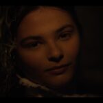 Stefanie Scott Instagram - “The last thing Mary saw” coming to u in 2022! I will always treasure rolling in the hay of this chicken coop on 2 hours of sleep gazing into @isabellefur’s eyes. 🤙 Beautiful work from cast @isabellefur Rory culkin, Judith roberts (and many more) and directed/written by Edoardo Vitaletti. @maddie_schumacher @producerharry @thelastthingmarysawmovie @shudder