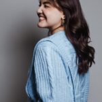 Stefany Vaz Instagram - Não tem como ser igreja sozinho 📣🫂 Aqui vai uma parte da nossa conversa no podcast da @editora4ventos Falamos sobre o Be Real, processo de criação, testemunhos e um pouco sobre o que o Senhor já fez em nossas vidas. 🥹💜 Se você já está lendo o Be Real, conta aqui nos comentários, o que Deus está falando com voce! Vem conferir o vídeo na íntegra no link da Bio da Editora! 💛
