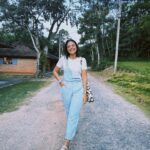 Stefany Vaz Instagram – sorrindo :D