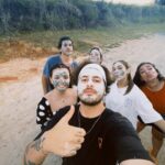 Stefany Vaz Instagram – dia de sol e máscara de argila 🥑