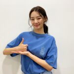 Stephanie Lee Instagram - @keemhongwu 레디 오빠의 지목을 받아 덕분에 챌린지에 동참하게 되었습니다. 코로나19로 많은 희생을 하고 계시는 의료진 분들께 감사 드립니다. 뜻깊은 일에 동참해주실 @jin_areum 진아름 언니, @bobohyunkim 김보현 언니, @db_eun 배다은 언니 #덕분에챌린지 #의료진덕분에