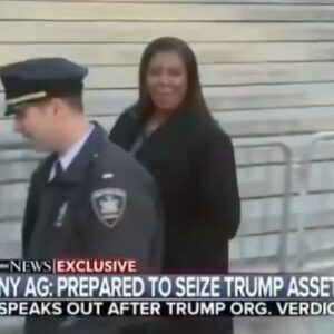 Stephanie Mills Instagram - “Someone once told me if you want something done, give it to a woman.” @newyorkstateag said what she said 🙌🏾🙌🏾🙌🏾 and I love it. 💜💜💜
.
.
.
.
***REPOST***
.
.
.
@joyannreid Give this sister her flowers. @newyorkstateag did an interview with @abcnews and said all the things. Trump: run that woman her money or hand over your keys. 🙌🏿🙌🏿🙌🏿