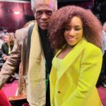 Stephanie Mills Instagram - What a wonderful night the opening of THE WIZ! 💛💛💛💛💛💛💛💛 POWER #thewiz #originaldorothy #broadway #theatre swipe ➡️