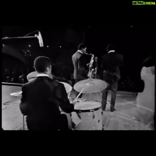 Stephanie Mills Instagram - Mr. Miles Davis, a great musician, a great musical mind. He and Cecily, his wife at that time came to see me when I was in the Wiz. He will never be forgotten! 🤍🕊️ Happy Birthday Mr. Davis. POWER 💛💛💛💛💛 #milesdavis #belatedbirthday