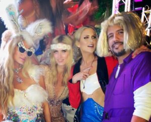 Stephanie Pratt Instagram - Happy Halloween!!! 🎃🍁⭐️🧟‍♂️⚰️👻 I’m so beyond sad I’m not in LA to celebrate the BEST holiday ever! ☠️ having total fomo that I’m missing out!! I mean, what if @nickyhilton isn’t a cat this year for the billionth time?!! Ughhhh I can’t miss that! I need to be there!!! This is the WORST!! While I moan, pls enjoy some Halloween costume throwbacks 😘 lol