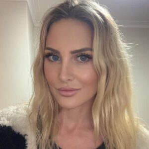 Stephanie Pratt Instagram - Hey 👋🏻