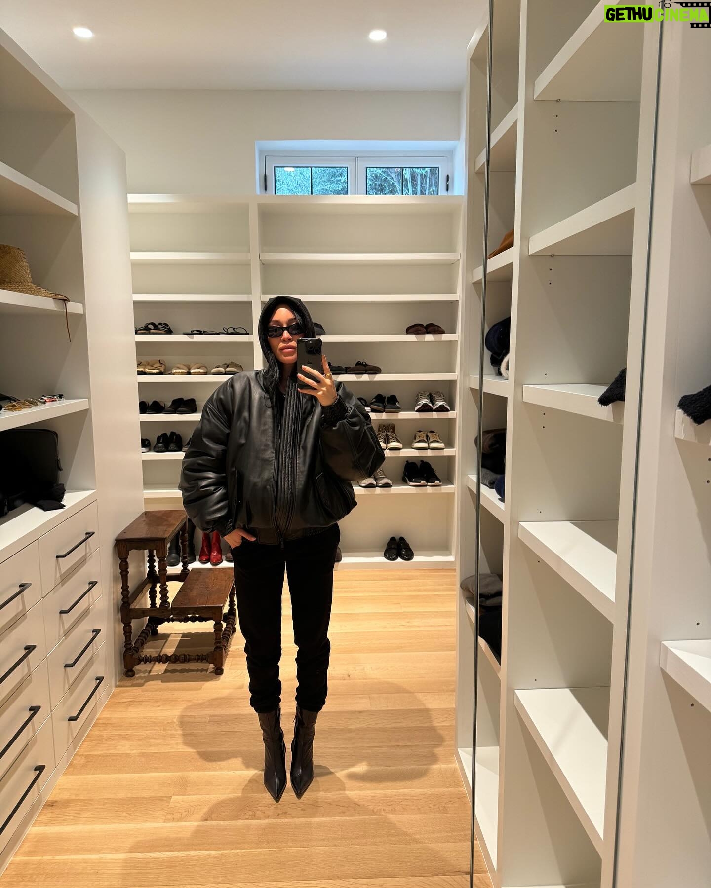 Stephanie Shepherd Instagram - seven days.