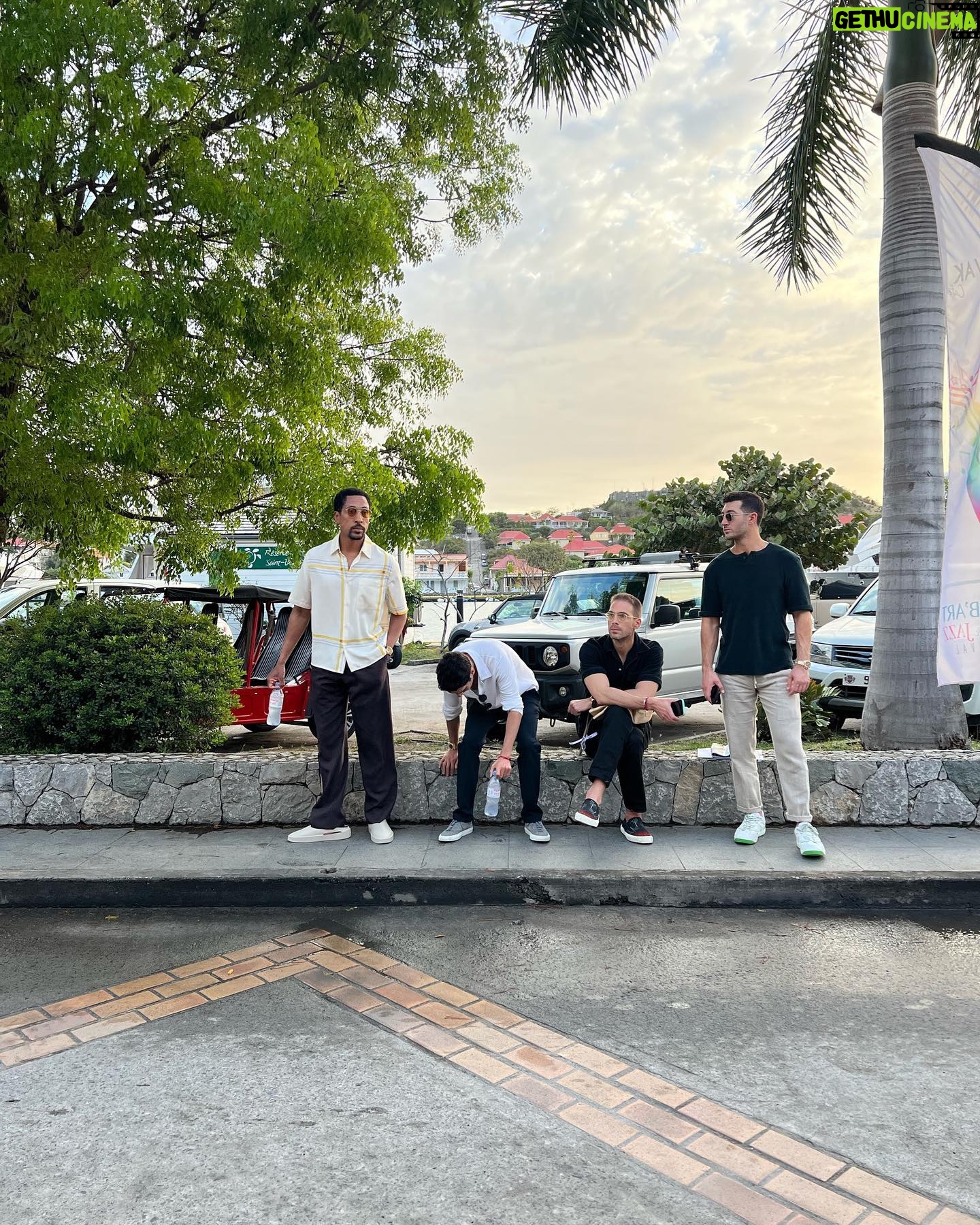 Stephanie Shepherd Instagram - boys trip 💅🏼