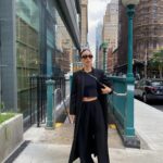 Stephanie Shepherd Instagram - a literal new york minute.