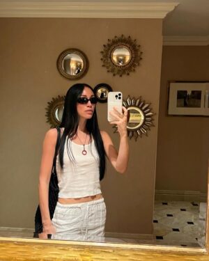 Stephanie Shepherd Instagram - proof that I have in fact left the house.