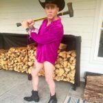 Steve-O Instagram - Just got my first pair of cowboy boots— how do they look?