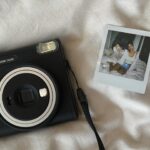 Suhana Khan Instagram - Heads up! I’ll be sharing a lot about my beauty routines and rituals over the next few weeks, with #MyBeautyDiary 📒 Here’s a look at what my AM looks like—eye patches, a skin-boosting fizzy drink, puppy cuddles....and selfies! 📸 Neck-deep on instagram or using a face roller—what’s your morning mood? #MyBeautyDiary #tirabeauty