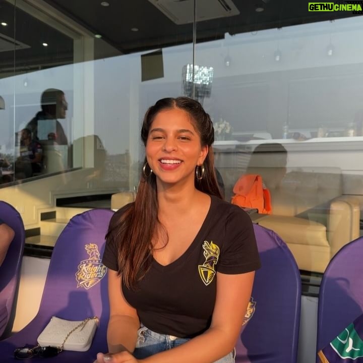 Suhana Khan - 1.3 Million Likes - Winning at home 💜💜💜