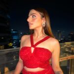 Sukriti Kakar Instagram - A moment in red ❤️ Outfit : @essrubypunitadua Jewels: @amrapalijewels Bag : @aclutchstory Styling : @aashnarekhi @chandnikhanna