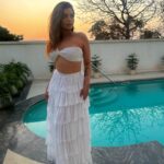 Sukriti Kakar Instagram - Summer calling 🧴🌻 🐚 Wearing @itgirl_love 🤍