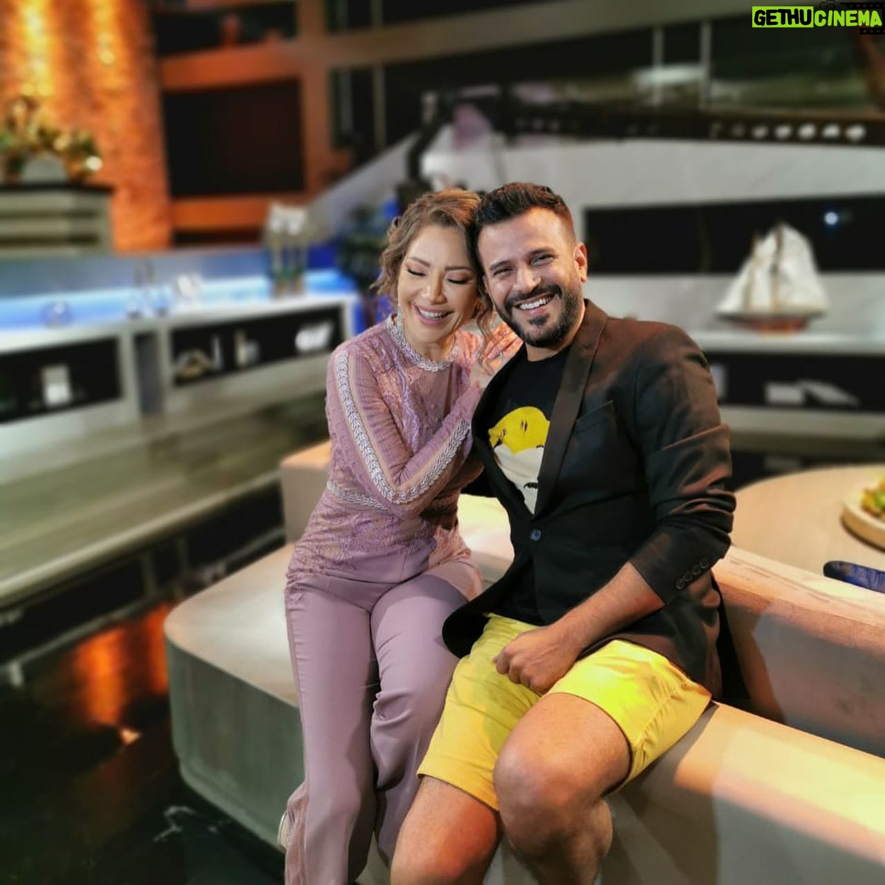 Sulafa Memar Instagram - @subhyotryofficial My sweetheart ♥️ #SulafaMemar #Interview @mbctrending @mbc1 @majmoutinsaan #Ramadan2019
