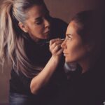 Sulafa Memar Instagram - Thank u so much my beautiful sister Roura ♥️ @roudinatabet love u #مسافة_أمان #سلافة_معمار #ردينة_ثابت_سويداني 2019 #SulafaMemar #Makeupartist 📸 by @duniasubh.photos 💕