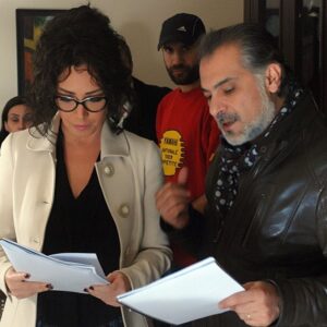 Sulafa Memar Instagram - الحزن كبير كتير والكلام ماممكن يعبر عن مدى الأسف والحزن والخسارة وأصعب مافي الموضوع انو الزمن فرقنا وماعم نقدر نكون مع بعض لنودع الناس اللي عم تروح ونخفف على بعض ألم الوداع ... 
عزائي ودعواتي بالصبر لزوجته الأستاذة دلع الرحبي ولأولادو غزل وعمر وغالية ولعائلتو
أعزي اصدقائي وزملائي فرداً فرداً على وداع قامة من قامات بلدنا 
حاتم علي وداعاً.
.
#سلافة_معمار #حاتم_علي