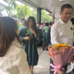 Sunshine Cruz Instagram – Congratulations to our @chesca.montano! 👩‍🎓❤️🥹 
We are so proud of you anak. 😘😍
#proudparents
#proudmom
#family