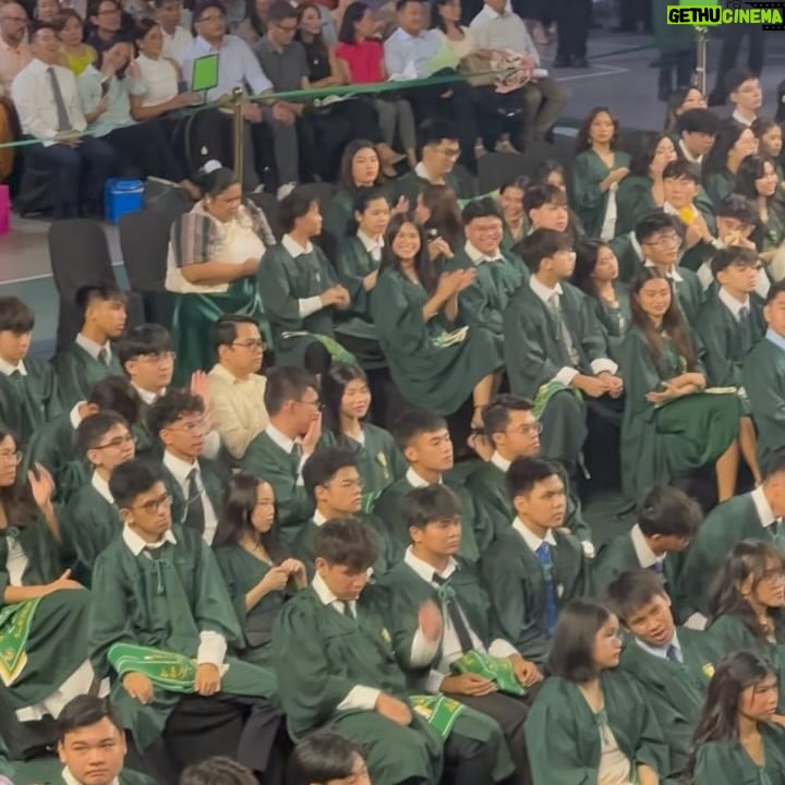 Sunshine Cruz - 3 Likes - Congratulations to our @chesca.montano! š©āšā¤ļøš„¹
We are so proud of you anak. šš
#proudparents
#proudmom
#family