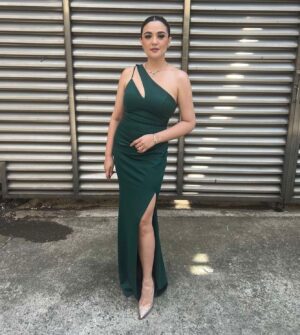 Sunshine Dizon Instagram - MUH by @annatiglaoartistry 
Skin & Body maintenance @estetikaalabang