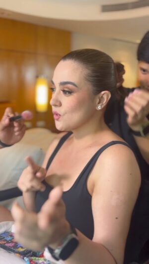Sunshine Dizon Instagram - Playtime with my momshies Dino and Mark while prepping 😁