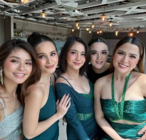Sunshine Dizon Instagram - Bukas na po #pirapirasongparaiso🧩 
Mga Kampilya at mga Kapatid wag palalampasin ang unang araw na mag liliyab sainyong mga hapon. 
Bukas 3pm hangang friday at 2:30 ng hapon tuwing sabado. 
Mula sa @dreamscapeph at @tv5manila
Sa Direksyon nila @raymsocampo at @rekdik_23. 

Salamat Sir @deo_endrinal @abscbn @dreamscapeph