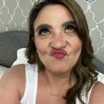 Sunshine Dizon Instagram – #ggs super love my MU by Mamu Lei in all my freckled glory. Thanks mamu 😘(Hala cge mag selfie ka dai bored ka nanaman 😁)