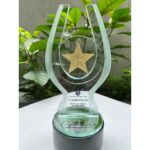 Sunshine Dizon Instagram – Taos pusong pasasalamat sa lahat ng bumubuo at mga hurado ng 38th PMPC Star Awards.

Marami pa po sana akong gusto sabihin kagabi but i got too emotional and overwhelmed. So please allow me to properly say what I should’ve said last night.

Thank you @versus_pelikula Sir Art Cruz and Maam Riz Cruz of ADCC Productions for giving me the opportunity to give life to Lea Santos and producing our Writer Director’s @joverjoel beautiful story.
To Sir Dennis Evangelista @dennisevangelista888 for all the well chosen projects he has offered me to portray through the years, maraming salamat po.
Director @joverjoel thank you for your guidance , trust and your beautiful script.  I would also like to share this recognition to one of my dear friend and favorite screen partner Mr. @gabbyeigenmann for his generosity, dedication and contagious passion as an actor. 
Kaps para saatin ito at mahal na mahal kita.
To our Manager Perry Lansigan @ppl_entertainment_inc thank you for always pushing us to be the best and believing in our dreams and helping all your alagas to achieve them. 

Mahanay lang po sa mga haligi ng industrya gaya ng Ate @claubarretto , Mega Star @reallysharoncuneta , at ibang kasama sa nominasyon ay sapat na, pero sobra sobrang pasasalamat na ako’y mabigayan ng pag kakataong mahanay sa nag iisang Miss @charosantos ay isang napakalaking karangalan na buong buhay kong hindi malilimutan.

To Doreen, and Antonio you will always be Mama’s inspiration to always strive to be the best. I love you both so much. 

To my Papa, i know you are looking down from heaven and i can only hope and pray that i make you proud everyday. 

Sa lahat po ng patuloy na nag titiwala at nagbibigay suporta maraming salamat po. 

#StarAwardsMovieActressoftheyear 🙏🏻
