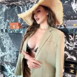 Sunshine Guimary Instagram – @celine 
@makeupbychachanable 
@iconicstarhair 
@newlifeaestheticsph