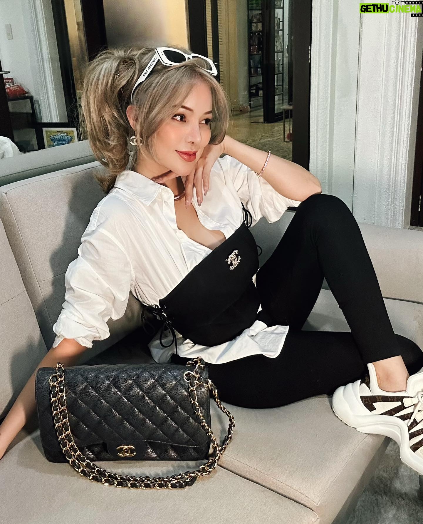 Sunshine Guimary Instagram - Embracing the new era..