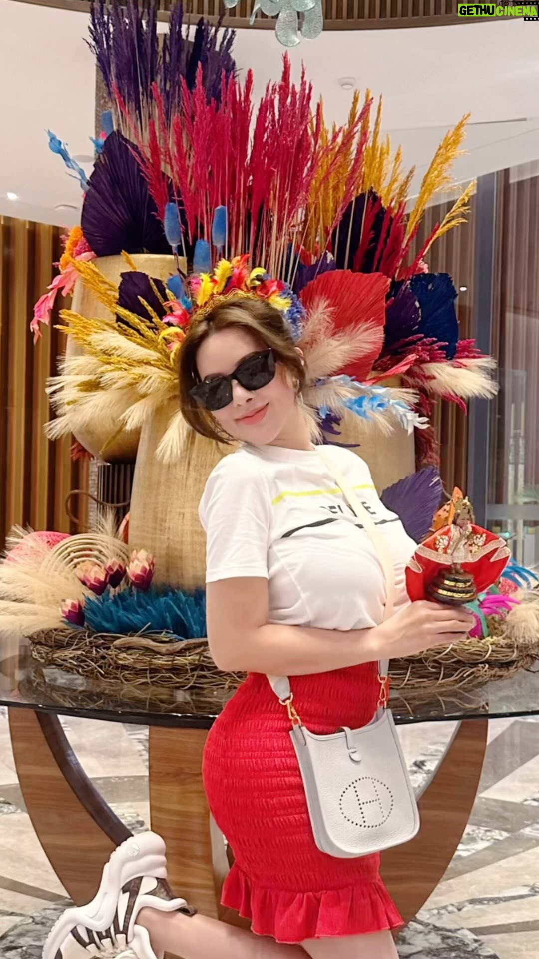 Sunshine Guimary Instagram - Lingawa oy🤪Wooo Sinulog 2024