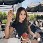 Supakson Chaimongkol Instagram – 🍓🍰🥐