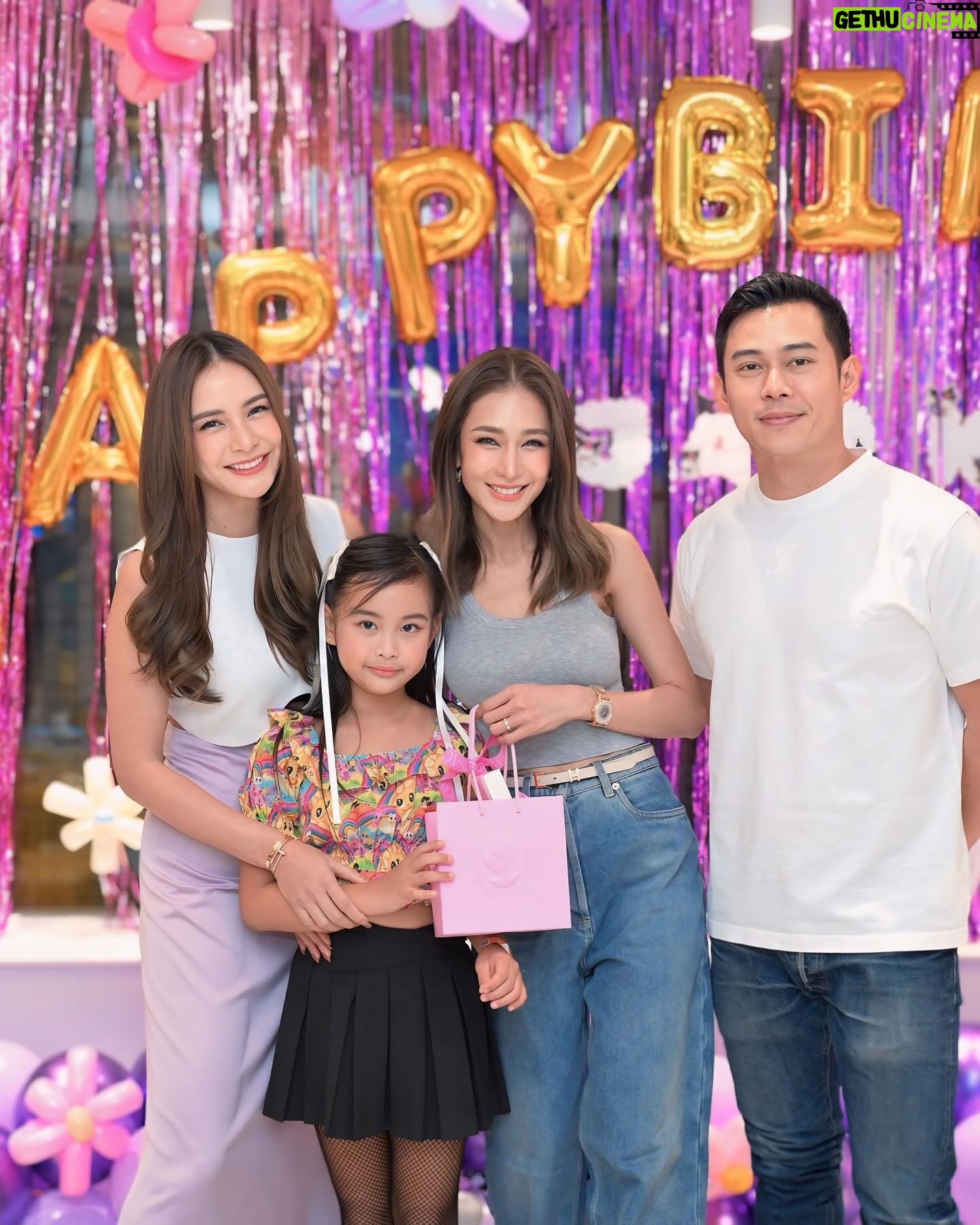 Supakson Chaimongkol Instagram - ขอบคุณนะคะ🙏🏻💜 #jaokhabd #harborland