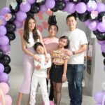 Supakson Chaimongkol Instagram - 8ขวบแล้วนะพี่เจ้าขา Happy birthday นะคะ ขอให้หลังจากนี้พี่มีความสุขมากๆ สุขภาพแข็งแรงๆ น่ารัก อ่อนโยน แบบนี้ตลอดไปนะคะ 💜 มามี๊รักหนูนะคะลูก @jaoka_jaokha #jaokajaokha #ktlzinthemood #jaokhabd #harborland