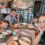 Supakson Chaimongkol Instagram - Sunday vibes 👨‍👩‍👧‍👦⛹️⛹️‍♀️ @jaoka_jaokha @jaokhun_kap @luizasp #jaokajaokha #jaokhunkap #ktlzinthemood