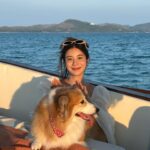Supassra Thanachat Instagram – 🐶🚤🌊

Boat rental service through @yachtmethailand @lefongarkad 🚤✨